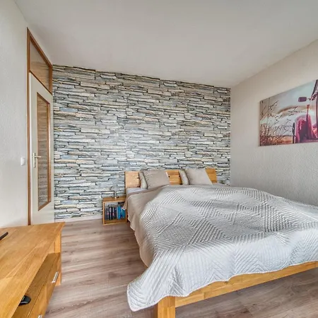 - Haus C, App 0c0812